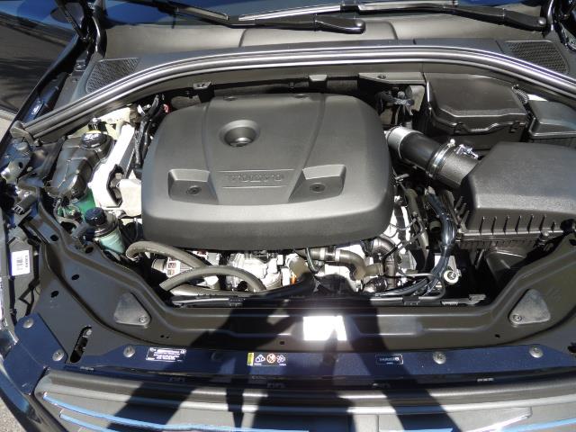 2017 Volvo XC60 T5 Inscription / AWD/ BLIS / Navi / Backup / Pano - Photo 35 - Portland, OR 97217