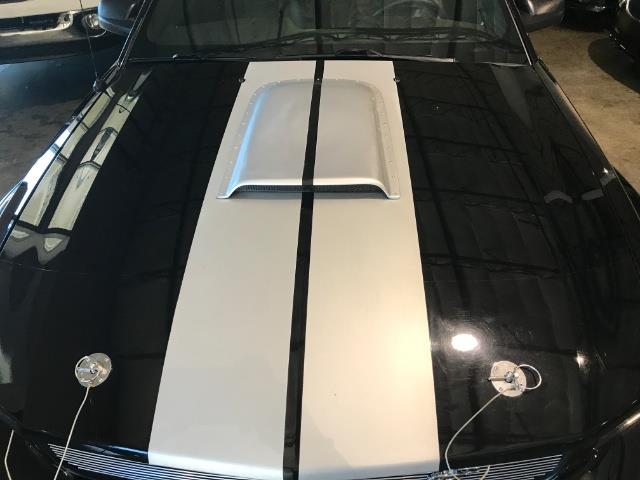 2007 Ford Mustang GT Premium / 5-SPEED / SHELBY PKG / 38K MILES - Photo 36 - Portland, OR 97217