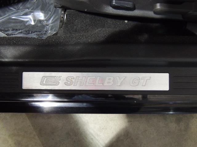 2007 Ford Mustang GT Premium / 5-SPEED / SHELBY PKG / 38K MILES - Photo 38 - Portland, OR 97217