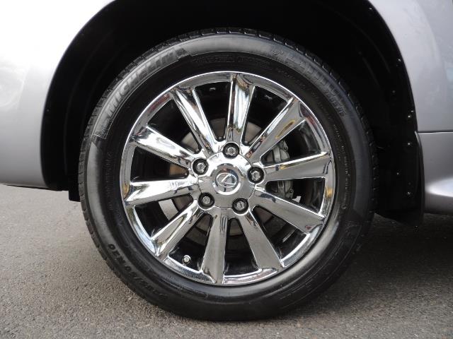 2010 Lexus LX 570 / AWD / Navi / Backup / Third Seat / 1-OWNER - Photo 24 - Portland, OR 97217