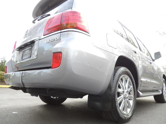 2010 Lexus LX 570 / AWD / Navi / Backup / Third Seat / 1-OWNER - Photo 11 - Portland, OR 97217