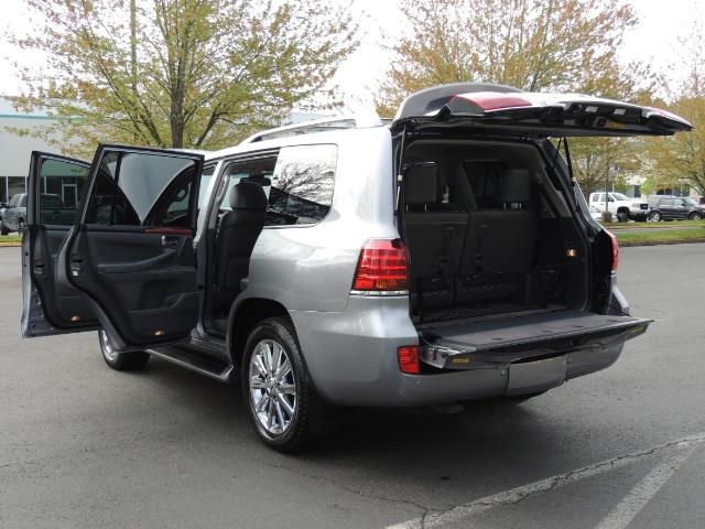 2010 Lexus LX 570 / AWD / Navi / Backup / Third Seat / 1-OWNER - Photo 27 - Portland, OR 97217