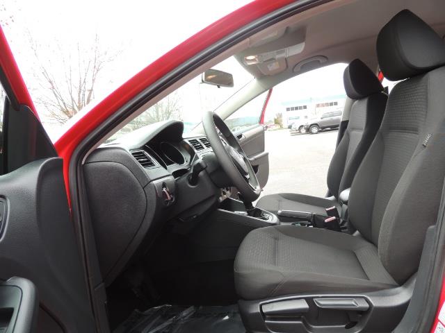 2015 Volkswagen Jetta SE PZEV - Photo 14 - Portland, OR 97217