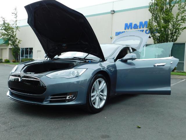 2013 Tesla Model S Tech Package / Smart Suspention / Leather / heated - Photo 25 - Portland, OR 97217