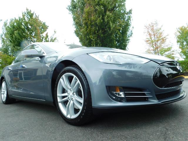 2013 Tesla Model S Tech Package / Smart Suspention / Leather / heated - Photo 10 - Portland, OR 97217