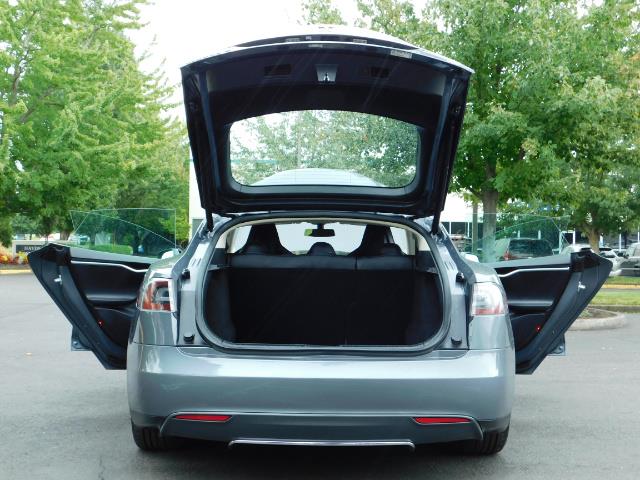 2013 Tesla Model S Tech Package / Smart Suspention / Leather / heated - Photo 24 - Portland, OR 97217