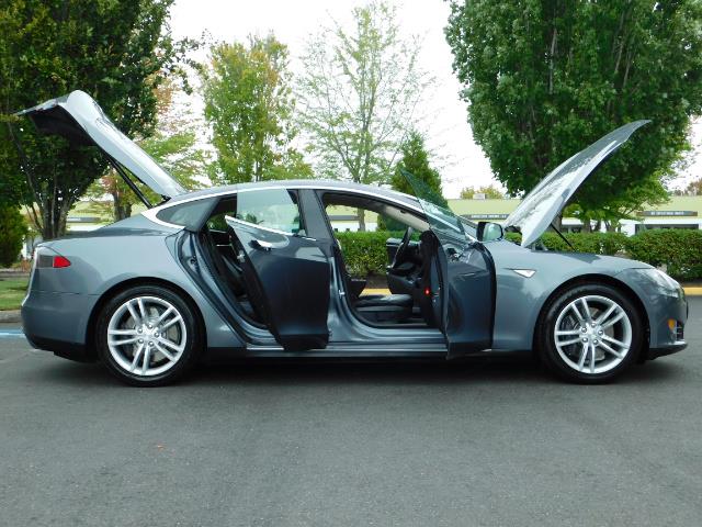 2013 Tesla Model S Tech Package / Smart Suspention / Leather / heated - Photo 29 - Portland, OR 97217