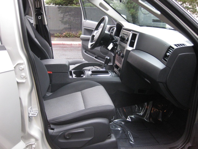 2008 Jeep Grand Cherokee Laredo/4WD/6yl /1-Owner/Excel Cond - Photo 22 - Portland, OR 97217
