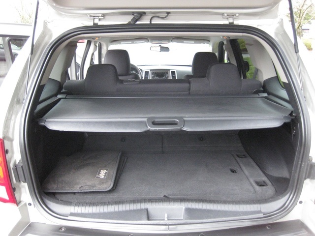 2008 Jeep Grand Cherokee Laredo/4WD/6yl /1-Owner/Excel Cond - Photo 24 - Portland, OR 97217