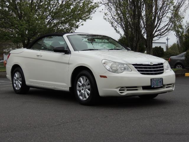 2009 Chrysler Sebring LX - Photo 2 - Portland, OR 97217