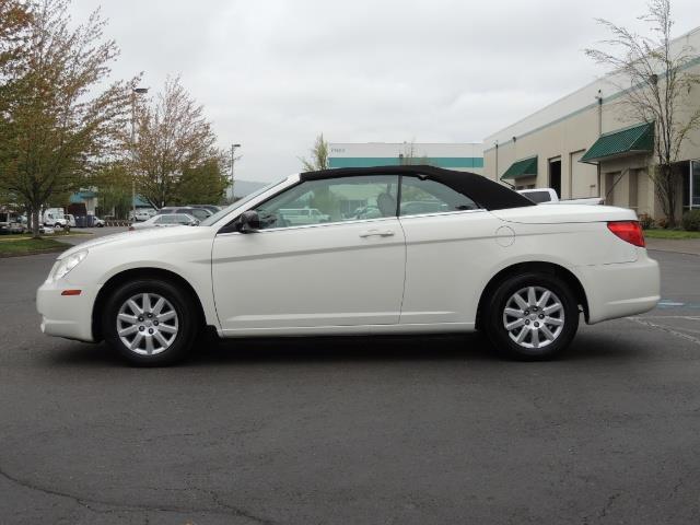 2009 Chrysler Sebring LX - Photo 3 - Portland, OR 97217