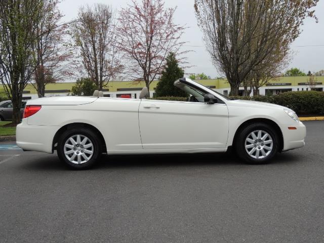 2009 Chrysler Sebring LX - Photo 12 - Portland, OR 97217