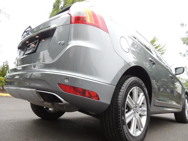 2017 Volvo XC60 T5 Inscription / BLIS / NAVI / Backup / Pano Roof - Photo 12 - Portland, OR 97217