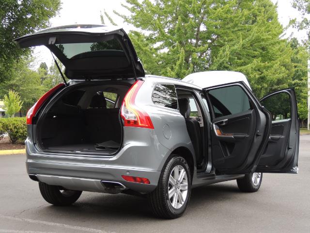 2017 Volvo XC60 T5 Inscription / BLIS / NAVI / Backup / Pano Roof - Photo 29 - Portland, OR 97217
