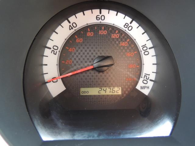2014 Toyota Tacoma PreRunner V6 / Back up camera / 1-OWNER - Photo 39 - Portland, OR 97217