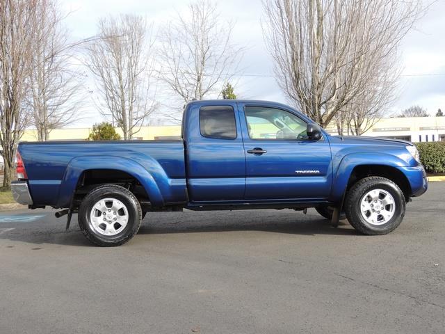 2014 Toyota Tacoma PreRunner V6 / Back up camera / 1-OWNER - Photo 4 - Portland, OR 97217