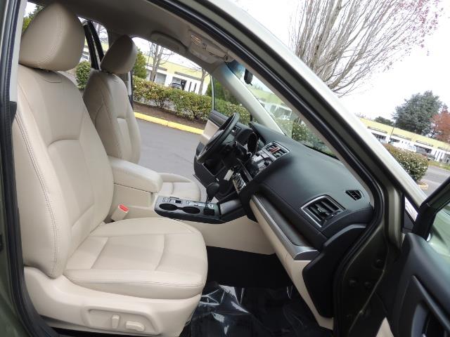 2016 Subaru Outback 2.5i Limited / Leather /BLIND SPOT / Backup camera - Photo 17 - Portland, OR 97217