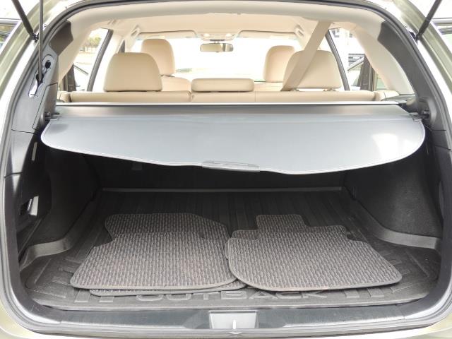 2016 Subaru Outback 2.5i Limited / Leather /BLIND SPOT / Backup camera - Photo 29 - Portland, OR 97217