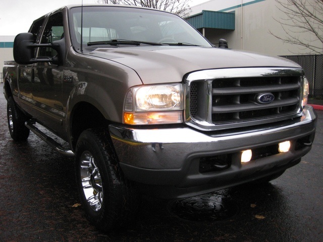 2002 Ford F-350 Crew Cab 4X4 LARIAT / 7.3L Turbo Diesel /LOW Miles - Photo 42 - Portland, OR 97217