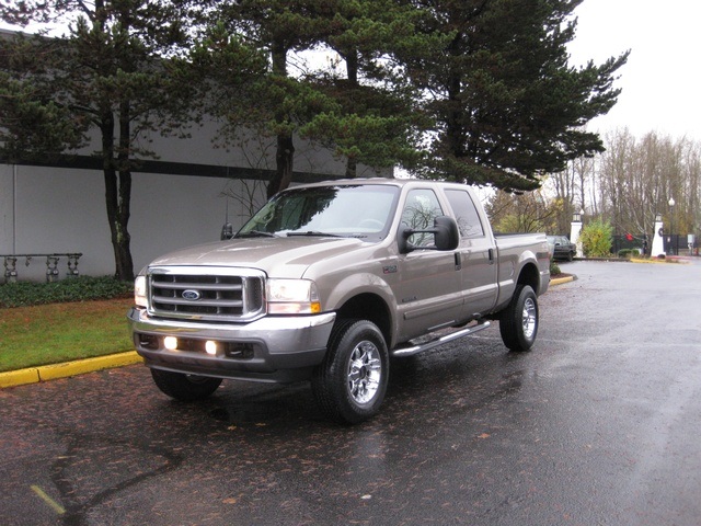 2002 Ford F-350 Crew Cab 4X4 LARIAT / 7.3L Turbo Diesel /LOW Miles - Photo 45 - Portland, OR 97217