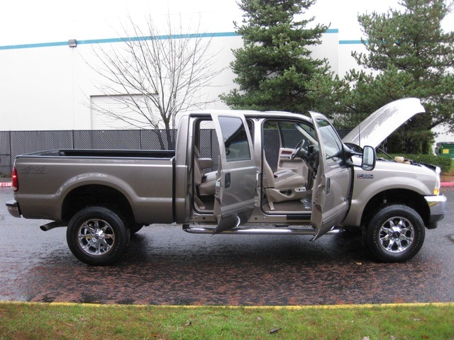 2002 Ford F-350 Crew Cab 4X4 LARIAT / 7.3L Turbo Diesel /LOW Miles - Photo 13 - Portland, OR 97217