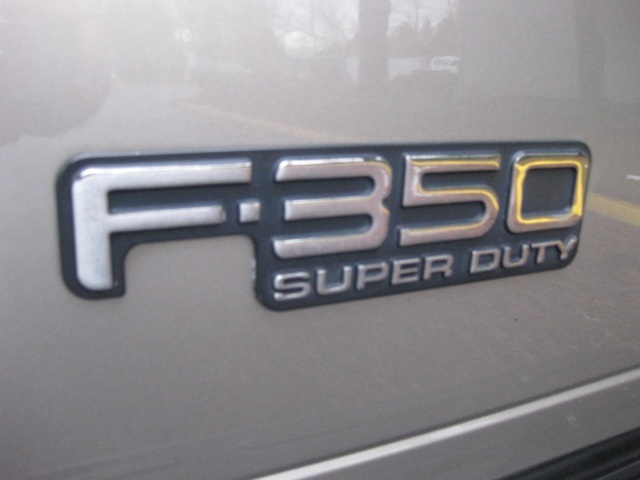 2002 Ford F-350 Crew Cab 4X4 LARIAT / 7.3L Turbo Diesel /LOW Miles - Photo 40 - Portland, OR 97217