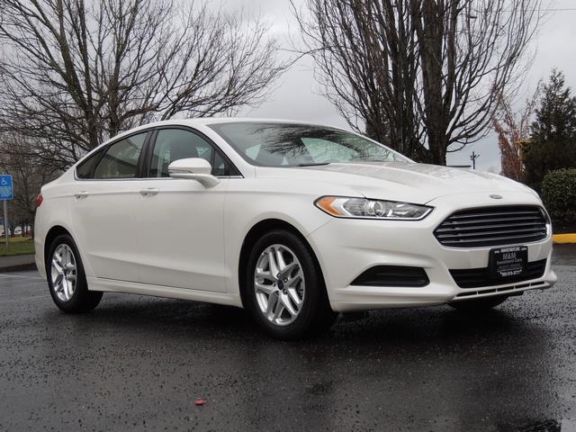 2016 Ford Fusion SE / Sedan / Back up camera / Excel Cond - Photo 2 - Portland, OR 97217