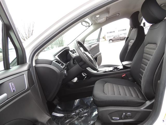 2016 Ford Fusion SE / Sedan / Back up camera / Excel Cond - Photo 14 - Portland, OR 97217