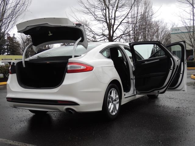 2016 Ford Fusion SE / Sedan / Back up camera / Excel Cond - Photo 30 - Portland, OR 97217