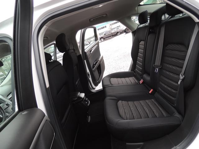 2016 Ford Fusion SE / Sedan / Back up camera / Excel Cond - Photo 15 - Portland, OR 97217