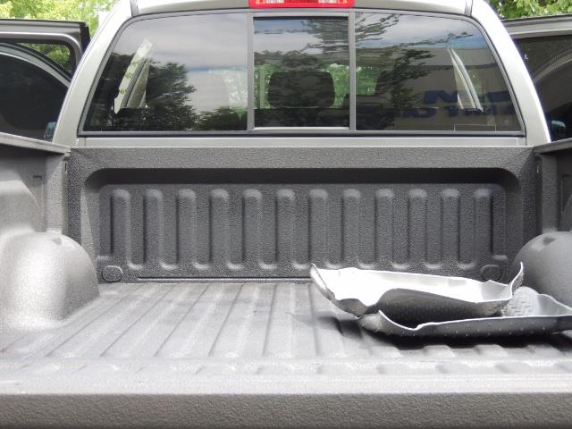 2007 Dodge Ram 2500 SLT 4dr Mega Cab / 4X4 /5.9L DIESEL /NAVI/ LIFTED - Photo 28 - Portland, OR 97217