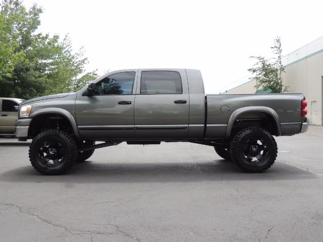2007 Dodge Ram 2500 SLT 4dr Mega Cab / 4X4 /5.9L DIESEL /NAVI/ LIFTED - Photo 3 - Portland, OR 97217