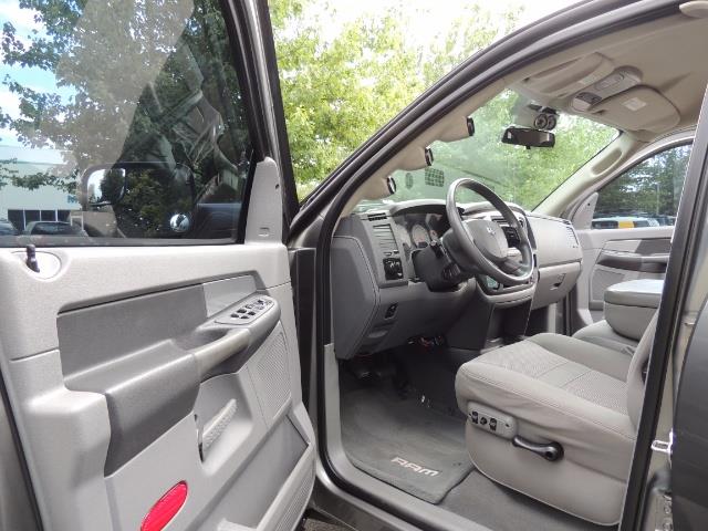 2007 Dodge Ram 2500 SLT 4dr Mega Cab / 4X4 /5.9L DIESEL /NAVI/ LIFTED - Photo 13 - Portland, OR 97217
