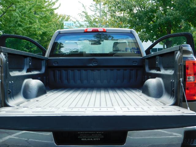 2015 Chevrolet Silverado 2500 Regular cab / 4X4 / 1-OWNER / NEW WHEELS TIRES - Photo 18 - Portland, OR 97217