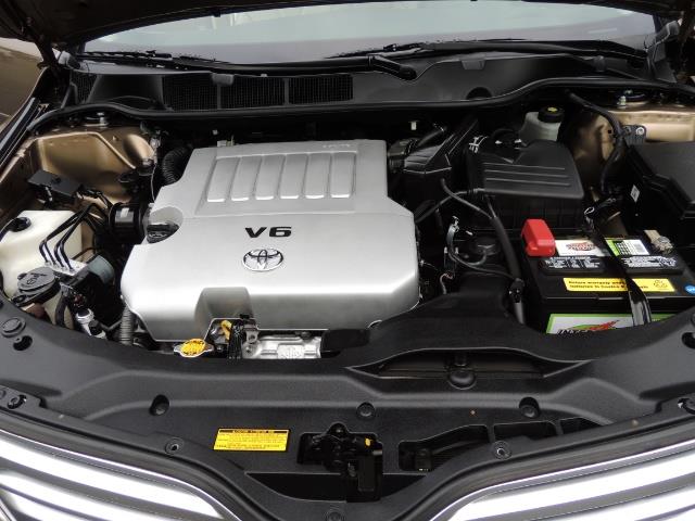 2010 Toyota Venza AWD V6 Wagon / LEATHER / Panoramic Roof / Records - Photo 31 - Portland, OR 97217