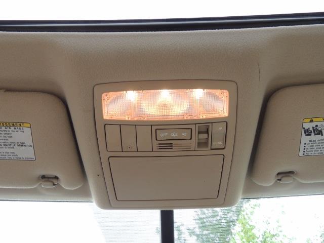 2010 Toyota Venza AWD V6 Wagon / LEATHER / Panoramic Roof / Records - Photo 35 - Portland, OR 97217