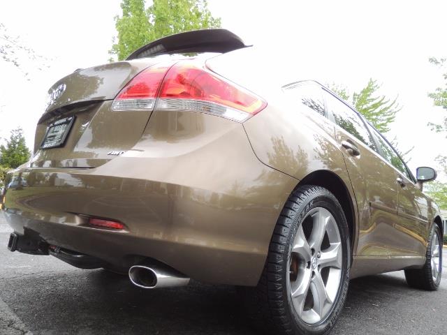 2010 Toyota Venza AWD V6 Wagon / LEATHER / Panoramic Roof / Records - Photo 12 - Portland, OR 97217