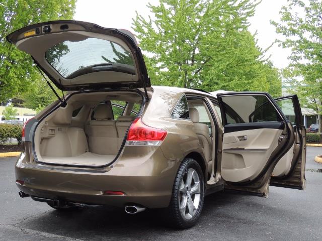 2010 Toyota Venza AWD V6 Wagon / LEATHER / Panoramic Roof / Records - Photo 28 - Portland, OR 97217