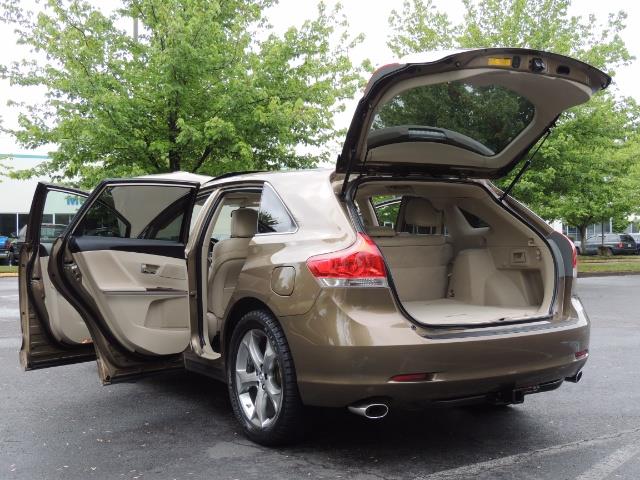 2010 Toyota Venza AWD V6 Wagon / LEATHER / Panoramic Roof / Records - Photo 26 - Portland, OR 97217