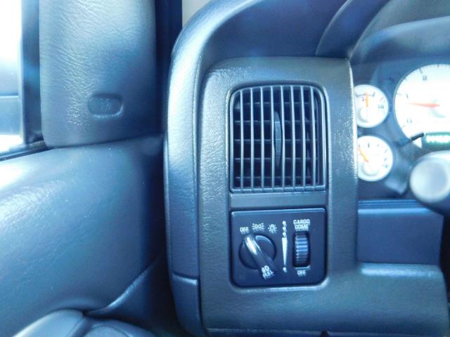 2005 Dodge Ram 3500 Laramie 4dr Quad Cab / 4X4 / 5.9L DIESEL / 6-SPEED - Photo 41 - Portland, OR 97217