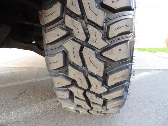 2007 Toyota Tacoma V6 Double Cab / 4WD / LONG BED / TRD / LIFTED !! - Photo 24 - Portland, OR 97217