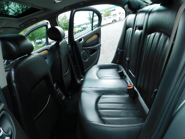 2003 Jaguar X-Type 2.5 / Sedan / AWD / Leather / Sunroof / EXCL COND - Photo 15 - Portland, OR 97217
