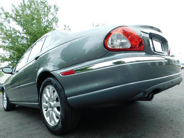 2003 Jaguar X-Type 2.5 / Sedan / AWD / Leather / Sunroof / EXCL COND - Photo 11 - Portland, OR 97217
