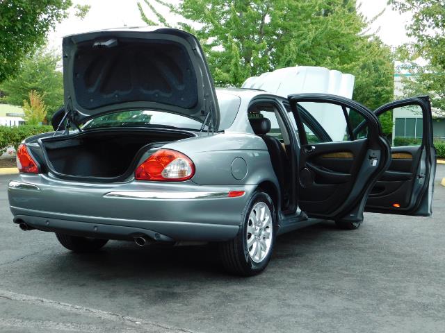 2003 Jaguar X-Type 2.5 / Sedan / AWD / Leather / Sunroof / EXCL COND - Photo 30 - Portland, OR 97217