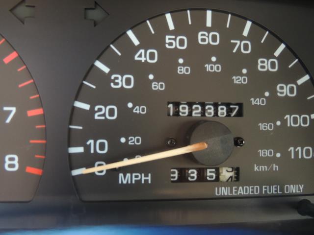 1993 Toyota Pickup Deluxe V6 2dr Deluxe V6 / 4X4 / 5-SPEED / 1-OWNER - Photo 33 - Portland, OR 97217