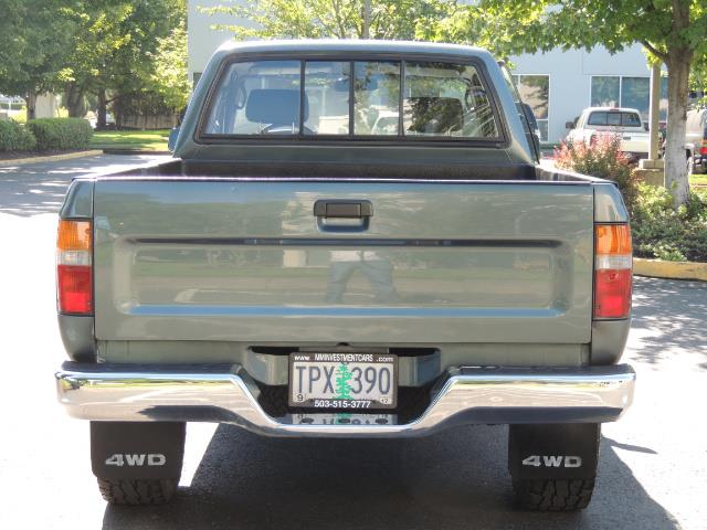 1993 Toyota Pickup Deluxe V6 2dr Deluxe V6 / 4X4 / 5-SPEED / 1-OWNER - Photo 6 - Portland, OR 97217