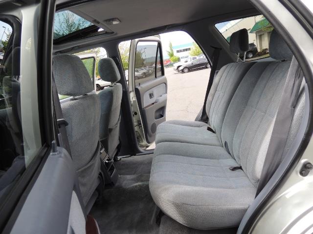 2000 Toyota 4Runner SPORT SR5 / 4X4 / Sunroof / LIFTED LIFTED - Photo 21 - Portland, OR 97217