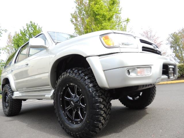 2000 Toyota 4Runner SPORT SR5 / 4X4 / Sunroof / LIFTED LIFTED - Photo 43 - Portland, OR 97217