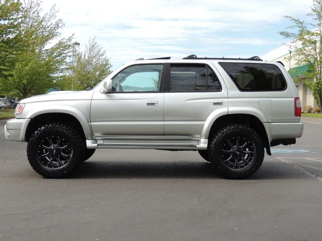 2000 Toyota 4Runner SPORT SR5 / 4X4 / Sunroof / LIFTED LIFTED - Photo 3 - Portland, OR 97217