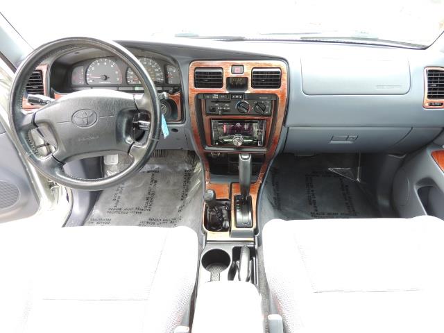 2000 Toyota 4Runner SPORT SR5 / 4X4 / Sunroof / LIFTED LIFTED - Photo 29 - Portland, OR 97217
